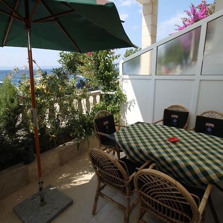 Apartments By The Sea Podgora, Makarska - 6713 Kültér fotó