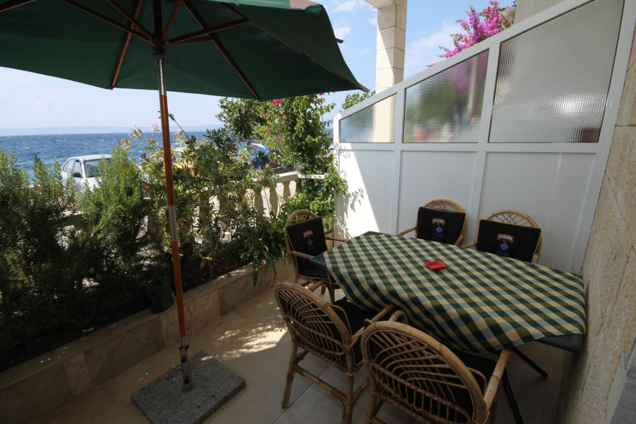 Apartments By The Sea Podgora, Makarska - 6713 Kültér fotó